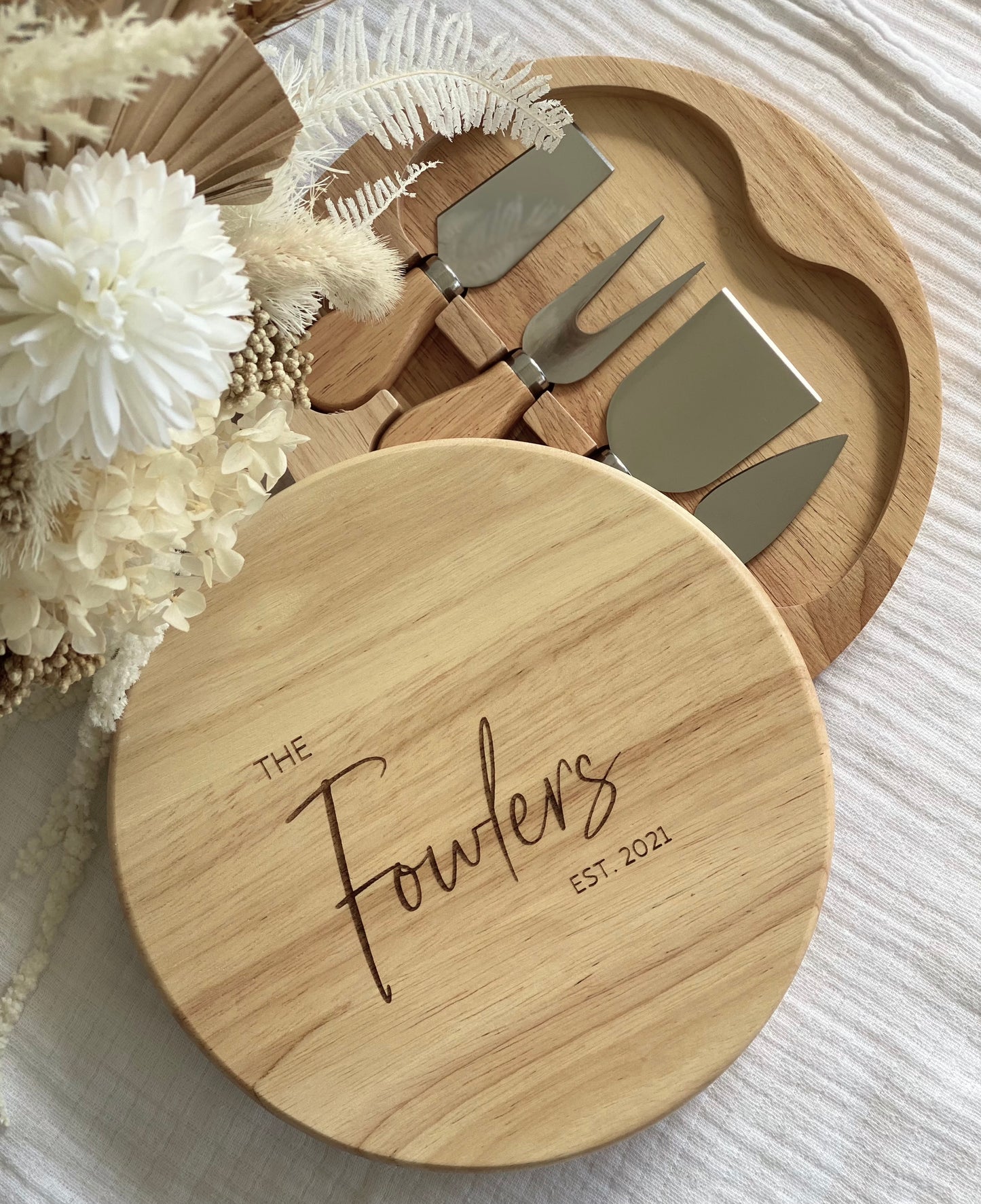 Cheeseboard and Knife Set