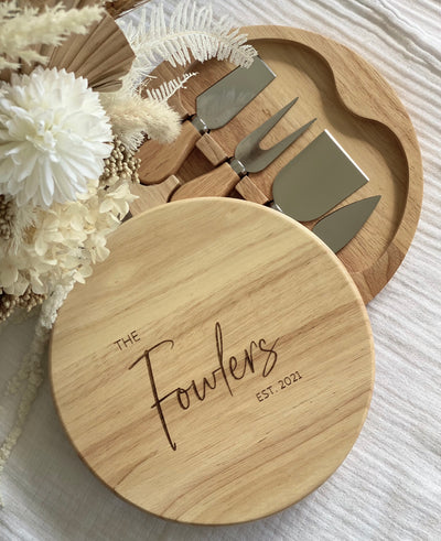 Cheeseboard and Knife Set