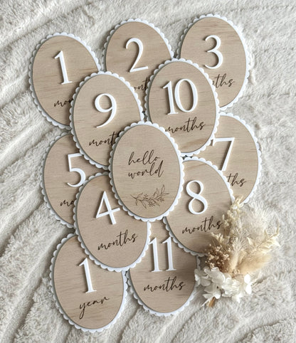 Scalloped Milestone Disc Set
