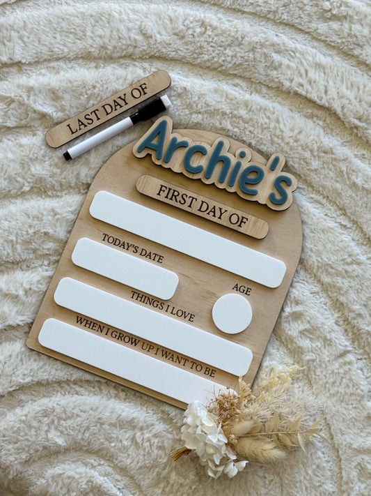 Interchangeable Arch First/Last Day Board